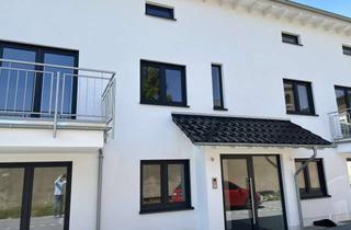 Wohnung kaufen in Sankt-Michael-Straße 7a, 50129 Bergheim, Neubau/Erstbezug in KfW 55-Haus mit großem Garten