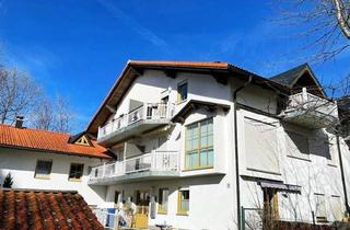 Wohnung kaufen in 94556 Neuschönau, Tolle 3-Zimmer-Wohnung im Bergdorf Waldhäuser - mit Garage!