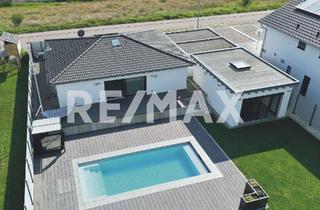 Haus kaufen in Hochwannerweg, 89537 Giengen, Keine Käuferprovision-Neuer Walmdach Bungalow mit 100m² Terrasse–Wohnen bis ins hohe Alter-Außenpool