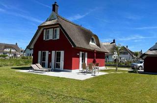 Haus kaufen in 18445 Kramerhof, Gemütliches Ferienhaus Küstenliebe am Strelasund mit Kamin, Wärmepumpe und Stellplätzen mit Wallbox