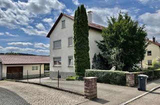 Doppelhaushälfte kaufen in 71139 Ehningen, Ehningen - Zweifamilienhaus auf einem großen Grundstück + Raumreserve im Dachgeschoss
