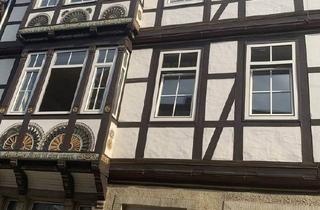 Wohnung kaufen in 38640 Goslar, Goslar - Eine seltene Gelegenheit! Stilvolle Altstadtwohnung in zentraler Innenstadtlage von Goslar.