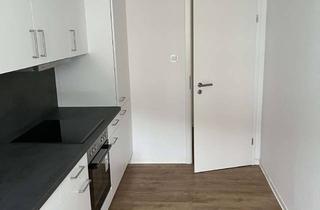 Wohnung kaufen in Ritterstraße, 30165 Vahrenwald, Stilvolle, vollständig renovierte 2-Zimmer-Wohnung mit EBK in Hannover