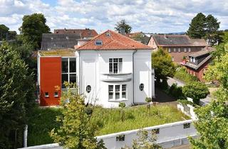 Villa kaufen in 32545 Bad Oeynhausen, Bad Oeynhausen - Reprästatives Ensemble aus modernen, ambulaten OP Räumlichkeiten