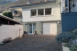 Haus kaufen in 56133 Fachbach, Fachbach - Bungalow mit Einliegerwohnung