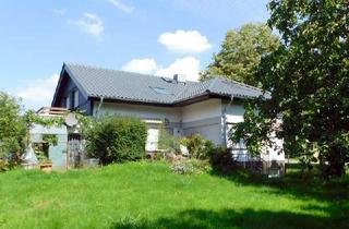 Haus kaufen in Birkenstraße, 56288 Laubach, Geräumiges Familienhaus, teilsaniert als Mehrgenerationenhaus.