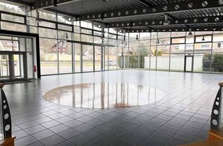 Gewerbeimmobilie kaufen in 78727 Oberndorf am Neckar, Attraktive Gewerbeimmobilie mit Ausstellungsfläche, Lager + Büro + Halle/Werkstatt