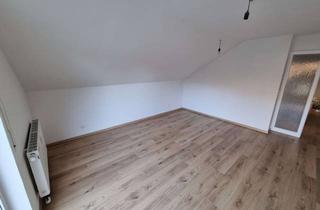 Wohnung kaufen in 73312 Geislingen, Ruhige 2 Zimmer Dachgeschosswohnung in Eybach