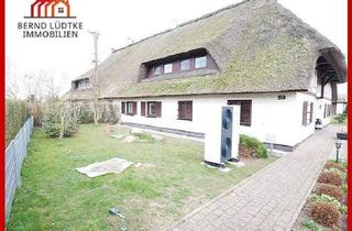 Haus kaufen in 23974 Boiensdorf, Außergewöhnliches Reetdachhaus mit neuer Wärmepumpe für individuelles Wohnen!