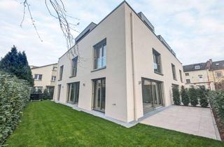 Doppelhaushälfte kaufen in 60435 Eckenheim, Erstbezug - Großzügige, moderne und nachhaltige Doppelhaushälfte mit privatem Garten