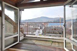 Wohnung kaufen in 76532 Weststadt, 2-Zimmer-Dachgeschosswohnung mit Aussicht auf den Fremersberg!