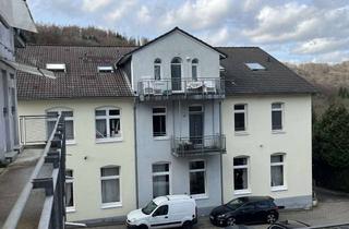Wohnung mieten in Raderberg 5a, 42477 Radevormwald, Vollständig renovierte Wohnung mit zwei Zimmern und Balkon in Radevormwald