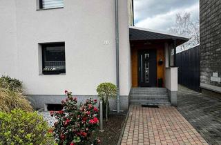 Haus kaufen in Werdenstraße 70, 52249 Eschweiler, Freundliches Haus mit vier Zimmern in Eschweiler