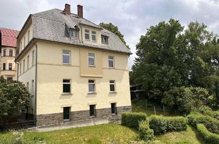Mehrfamilienhaus kaufen in 08258 Markneukirchen, Markneukirchen - historisches Mehrfamilienhaus, zentrumsnah mit großem Grundstück