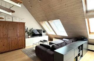 Wohnung kaufen in 70794 Filderstadt, Filderstadt - Ein Schmuckstück ist diese 2,5-Zimmer-Galeriewohnung mit EBK und Balkon in schöner Lage