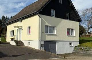 Haus kaufen in In Steckenborn 64, 52152 Simmerath, Gepflegtes Ein/Zweifamilienhaus in Simmerath, OT Steckenborn
