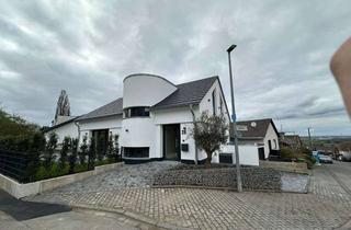 Haus kaufen in 53332 Bornheim, Der besondere Wohntraum, Freistehendes EFH 240 m², Nahe Bornheim Zentrum, Fernblick bis zum Dom