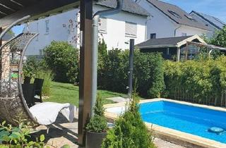 Einfamilienhaus kaufen in 76187 Karlsruhe, Karlsruhe - Freistehendes Einfamilienhaus mit Außenpool! Der Sommer kann kommen!