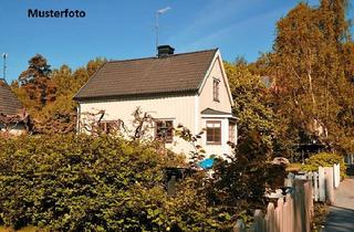 Einfamilienhaus kaufen in 66399 Mandelbachtal, Einfamilienhaus mit Garage + provisionsfrei +
