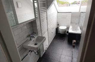 Immobilie mieten in Gervinusstraße 54, 45144 Essen, Penthouse-Appartment mit 5 Zimmern, 2 Bädern, Küche und Durchreiche