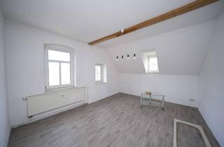 Wohnung mieten in Hofer Str. 19, 09353 Oberlungwitz, +++ attraktive 2-Raum-Dachgeschosswohnung mit Wannenbad und Einbauküche +++