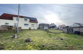 Doppelhaushälfte kaufen in 04720 Döbeln, Zuhause im Glück: Sonnige Doppelhaushälfte mit großem Garten, Garagen und Photovoltaik