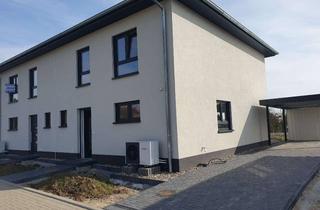 Haus mieten in Kirchblick 32, 39326 Glindenberg, neu gebaute hochwertige DHH