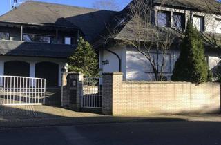 Villa kaufen in Wilhelm-Rees-Str., 42859 Remscheid, Luxusvilla mit Schwimmhalle und traumhaften Parkgrundstück
