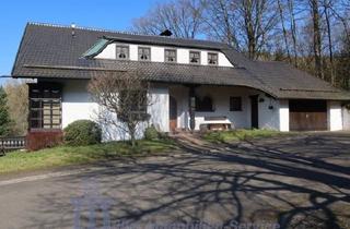 Villa kaufen in 66424 Homburg, Homburg - Schöne Landhaus-Villa in unverbaubarer Orts- und Waldrandlage von Homburg