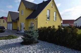 Einfamilienhaus kaufen in 91616 Neusitz, Neusitz - Neuwertiges Einfamilienhaus mit Doppelgarage und Garten in Neusitz bei Rothenburg ob der Tauber