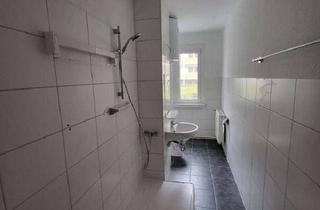 Wohnung mieten in Robert-Schumann-Ring 11, 08258 Markneukirchen, Sanierte 3-Raum-Wohnung mit moderner Dusche!
