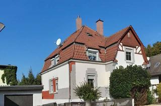 Villa kaufen in Josef-Weiss-Str. 14, 89522 Heidenheim an der Brenz, Stadtvilla mit Potential: Haus mit zwei Wohneinheiten in toller Lage