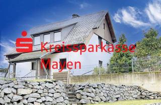 Haus kaufen in 56727 Mayen, Großzügiges EFH m. Doppelgarage, gr. Hofeinfahrt m. Stellpl. u. kl. Garten