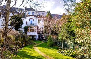 Villa kaufen in 40597 Benrath, Traumhafte Stadtvilla am Benrather Schloss