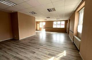 Büro zu mieten in Valencienner Str 124-126, 52355 Düren, großzügige Gewerbeeinheit - Ideal für Praxen, Büros oder Ausstellungen
