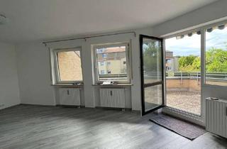Wohnung kaufen in 86356 Neusäß, Über den Dächern von Neusäß! Modernisiertes Studio Appartement mit großer Dachterrasse.