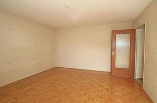 Wohnung kaufen in 86381 Krumbach, 3-Zimmerwohnung sucht Heimwerker