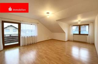 Wohnung kaufen in 63500 Seligenstadt, Traumhafte Dachgeschosswohnung für Individualisten - hell, ruhig, begehrte Lage