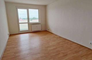 Wohnung mieten in Ernst-Thälmann-Straße, 04571 Rötha, Sanierte 2-Raumwohnung mit großem Wohnzimmer + Laminat + Balkon + EBK-Option!!!