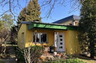 Haus kaufen in 39122 Salbke, Grundstück mit ausgebautem Gartenhaus