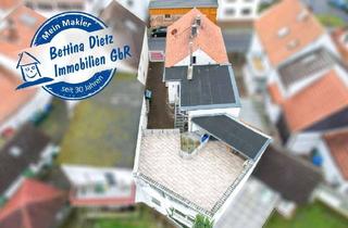Haus kaufen in 64850 Schaafheim, DIETZ: Saniertes 2 Familienhaus mit Dachterrasse in ruhiger Lage in Schaafheim! 5,41 % Rendite