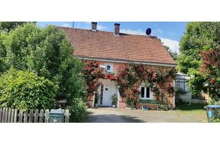 Haus kaufen in Schloßhügelweg, 85467 Neuching, Geräumiges 6-Zimmer-Haus zum Kauf in Neuching, Neuching