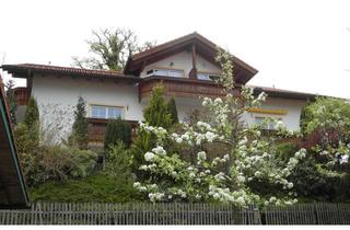 Wohnung kaufen in Hitzelsbergstr., 83233 Bernau, Einmalige Aussicht: Besondere 3-Zimmer-Wohnung in Bernau a. Chiemsee