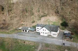 Haus kaufen in 54347 Neumagen-Dhron, Neumagen-Dhron - Zwei Einfamilienhäuser mit großzügiger Fläche