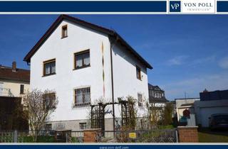 Haus kaufen in 61449 Steinbach (Taunus), Geräumiges 2-Familienhaus, auch für eine Familie gut geeignet