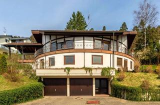 Haus kaufen in 78736 Epfendorf, Schöne Aussichten – viele Möglichkeiten! Zweifamilienhaus mit markanter Architektur