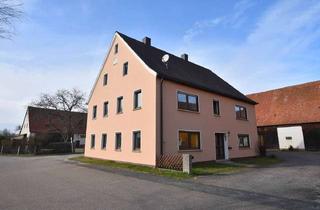 Haus kaufen in 90574 Roßtal, Für Handwerker & Großfamilie: ehemals landwirtschaftlich genutztes Anwesen mit Garagen & Scheune