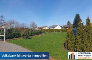 Grundstück zu kaufen in 09661 Hainichen, Baugrundstück in ruhiger sonniger Lage, mit genehmigtem Bauantrag!