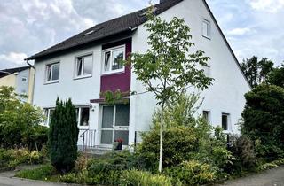 Haus kaufen in 45896 Scholven, Solides Zweifamilienhaus mit Garten in grüner Lage von Gelsenkirchen-Scholven, Bülse, Gemarkung Buer