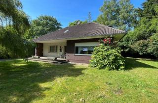 Haus kaufen in 26871 Papenburg, Provisionsfrei für den Käufer: Solider Walmdachbungalow in Ortsrandlage mit solider Substanz!